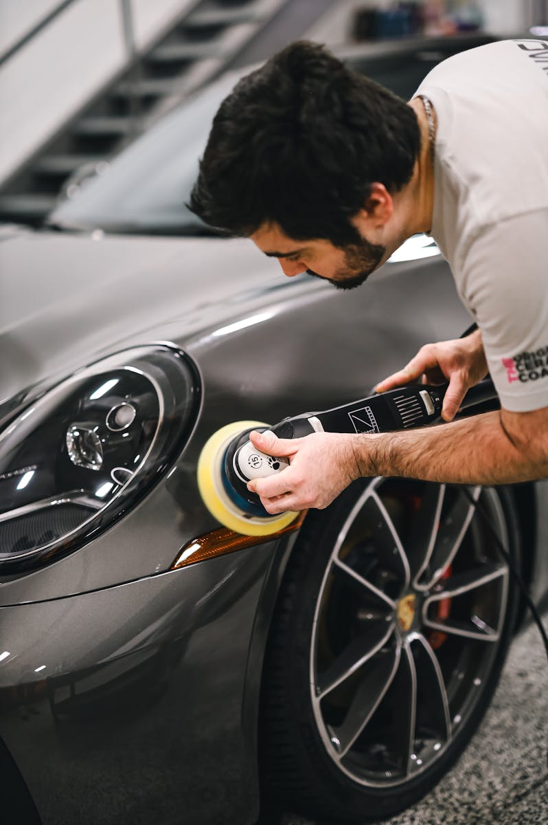 SCRATCH REMOVER FOR CARS