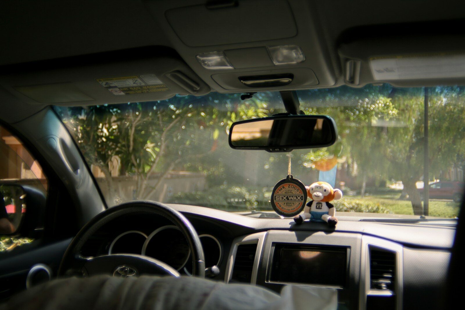 Photo by Daniel Hobiera View from inside a car looking out